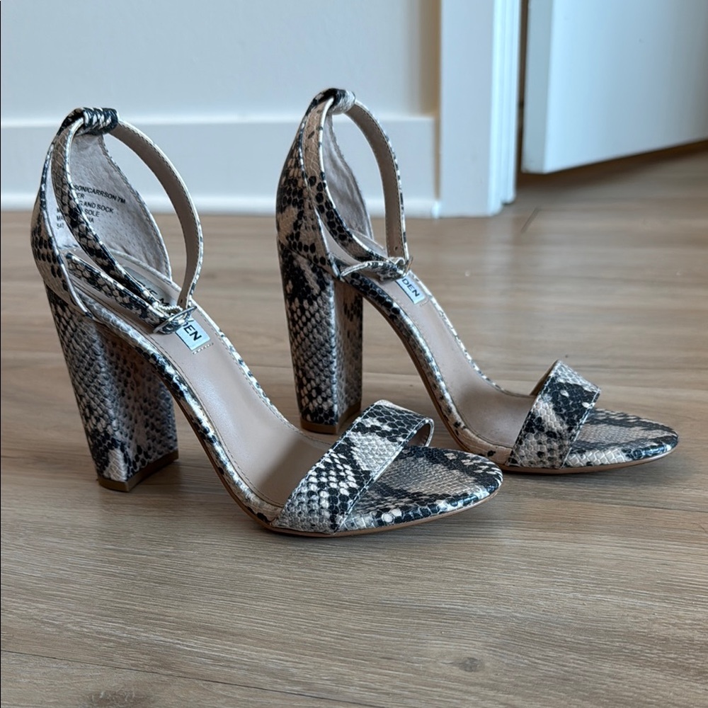 Steve Madden Carrson Block Heel - Snake Print